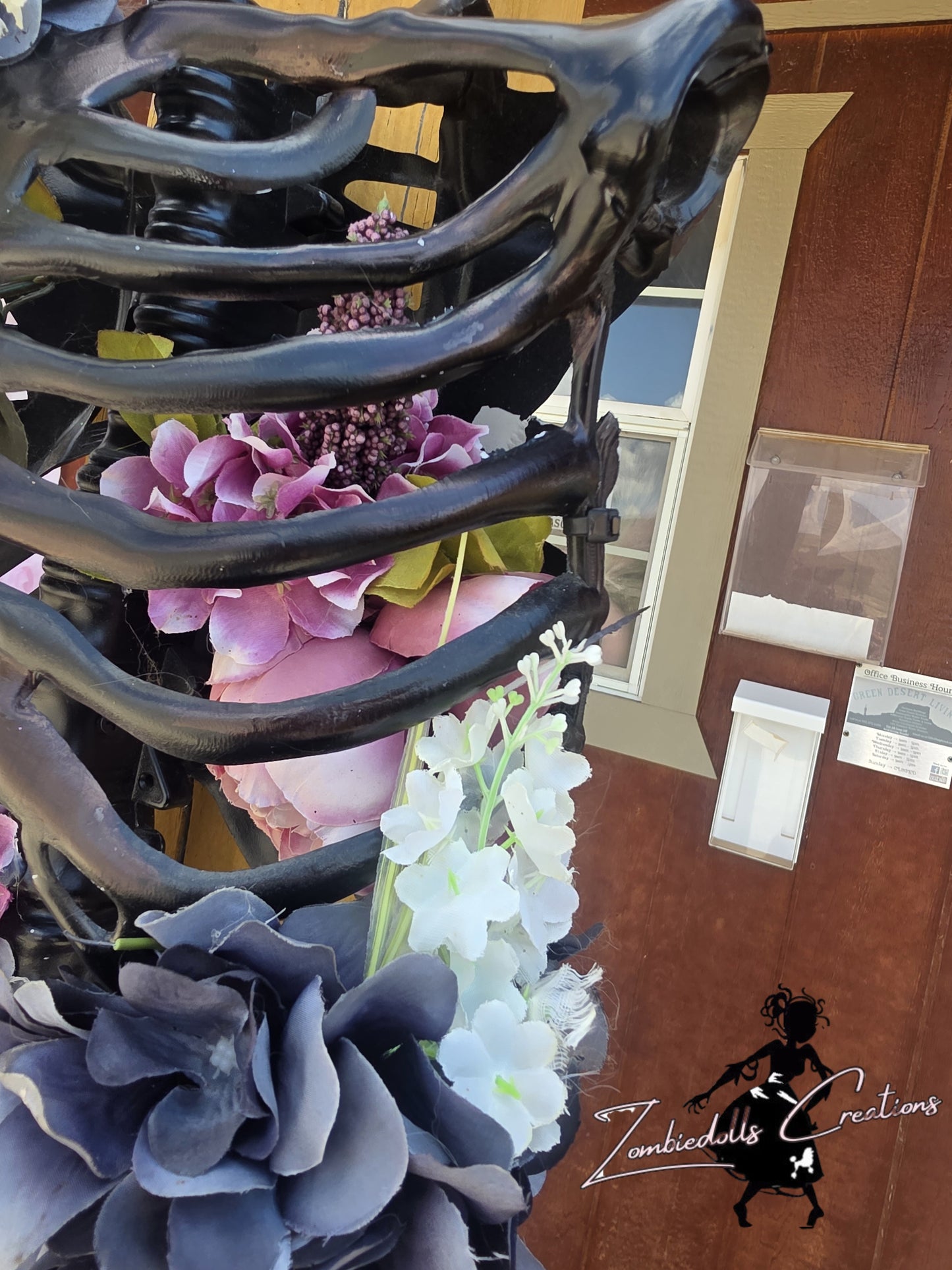 Floral Gothic Ribcage – Dark Romantic Home Décor